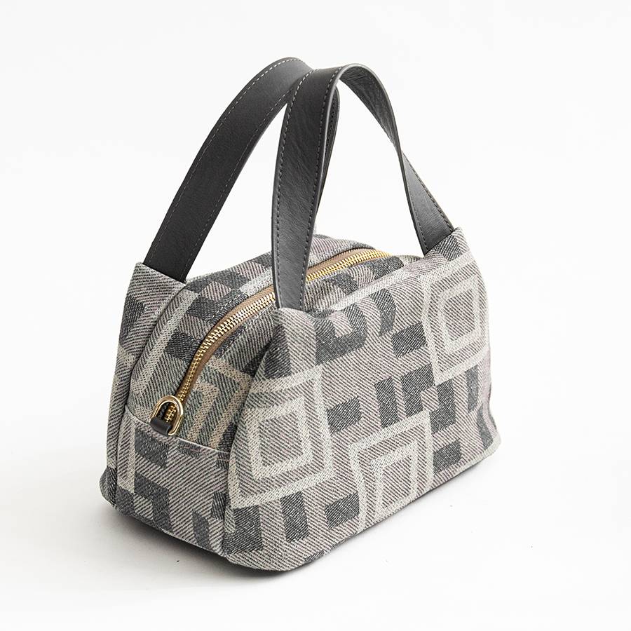 Laura Di Maggio FANTASY – Bauletto in camoscio stampato taupe Qualità