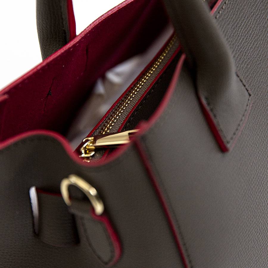 Laura Di Maggio IRINA – Tote in pelle testa di moro e interno rosso Consegna Veloce