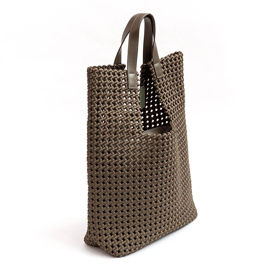 Laura Di Maggio KENDRA – Borsa intrecciata in raso taupe Qualità Garantita