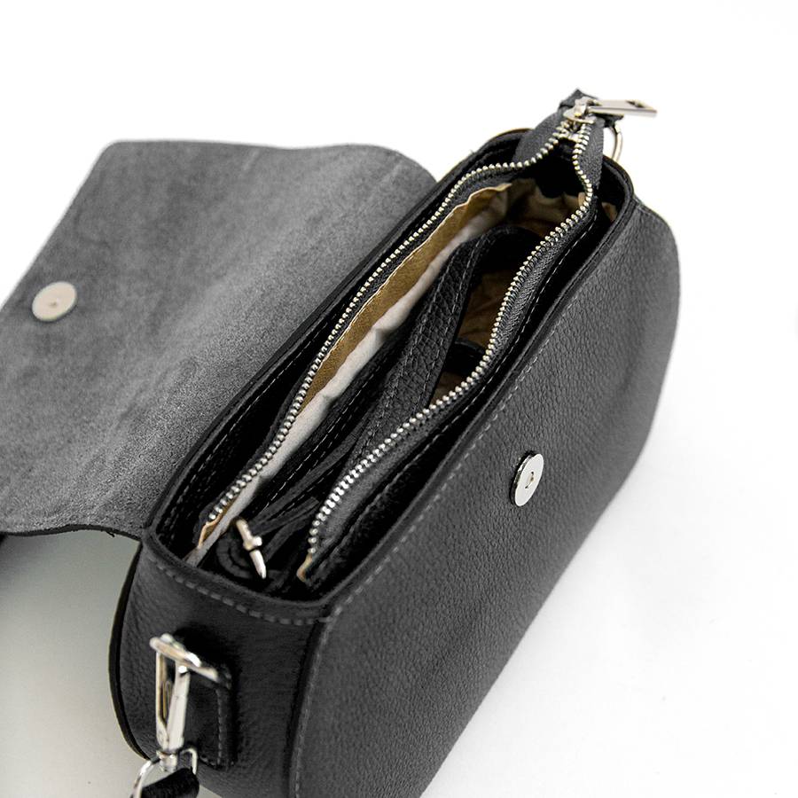 Laura Di Maggio HEDY – Postina con patta in pelle nera Moda