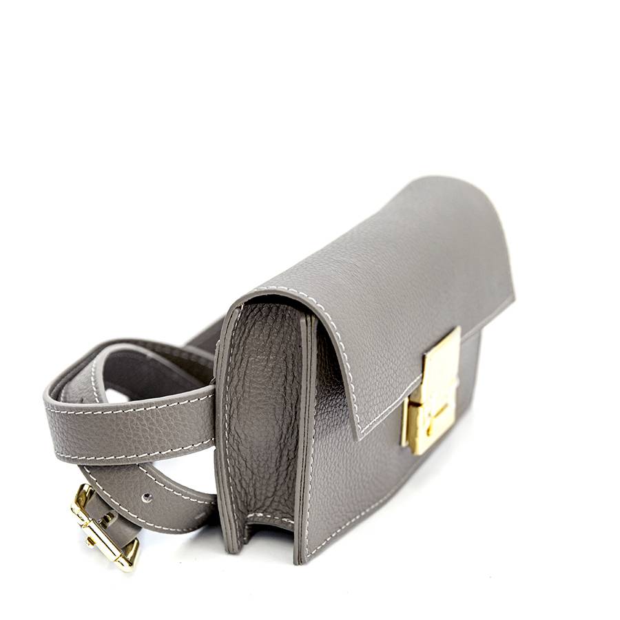 Laura Di Maggio CAROL – marsupio grigio con chiusura oro In Vendita