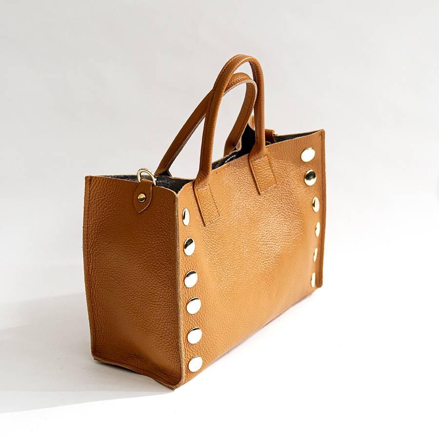 Laura Di Maggio SAM – Shopping con borchie in pelle cuoio Offerte