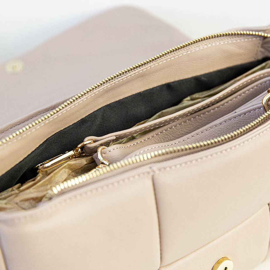 Laura Di Maggio DOLCE – Borsa in nappa trapuntata cipria Qualità Garantita