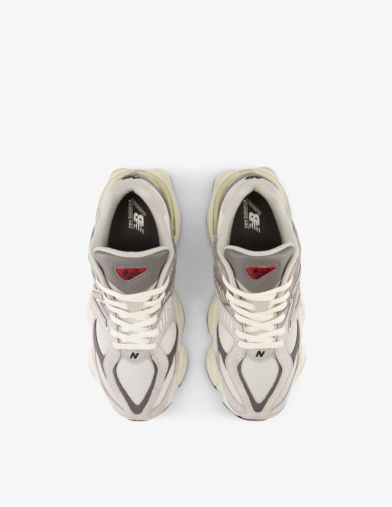 New Balance Sneakers 9060 Pezzi Unici