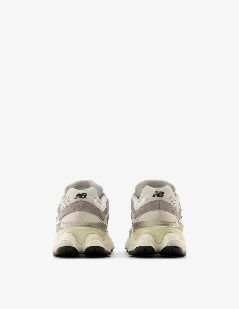 New Balance Sneakers 9060 Pezzi Unici