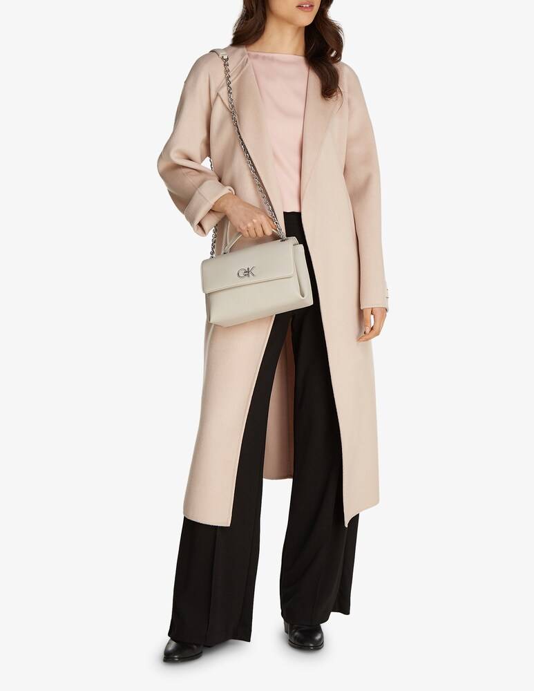 Calvin Klein Borsa a spalla Re-Lock In Saldo