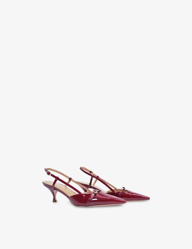 A. Bocca Slingback in vernice con tacco kitten Nuovo