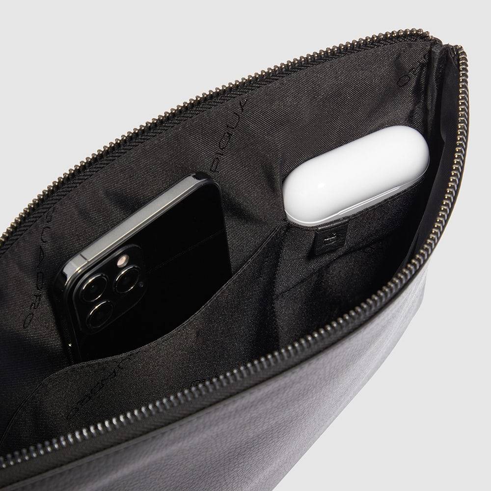 Piquadro Men’s clutch with iPad® compartment 2025