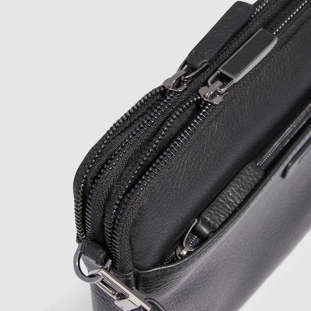 Piquadro Men’s clutch with iPad®mini compartment Spedizione Gratuita