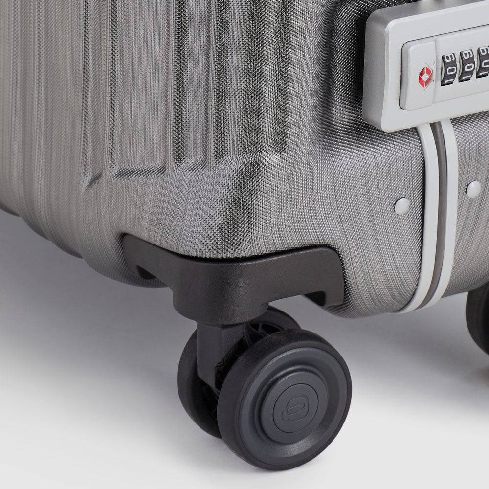 Piquadro Ultra slim, hardside spinner with TSA lock Outlet