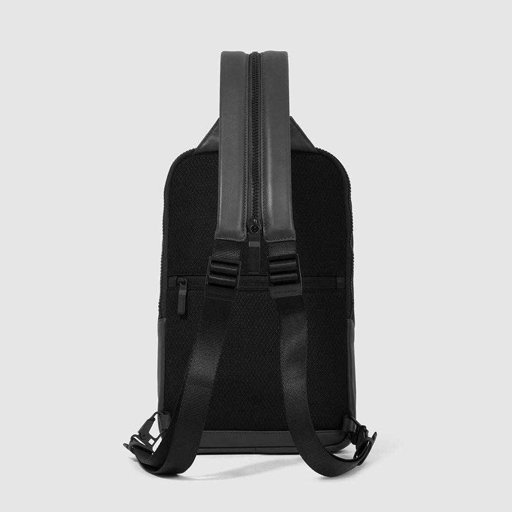 Piquadro Mono sling bag/backpack for iPad® Qualità