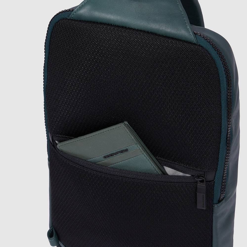 Piquadro Mono sling bag/backpack for iPad® Qualità