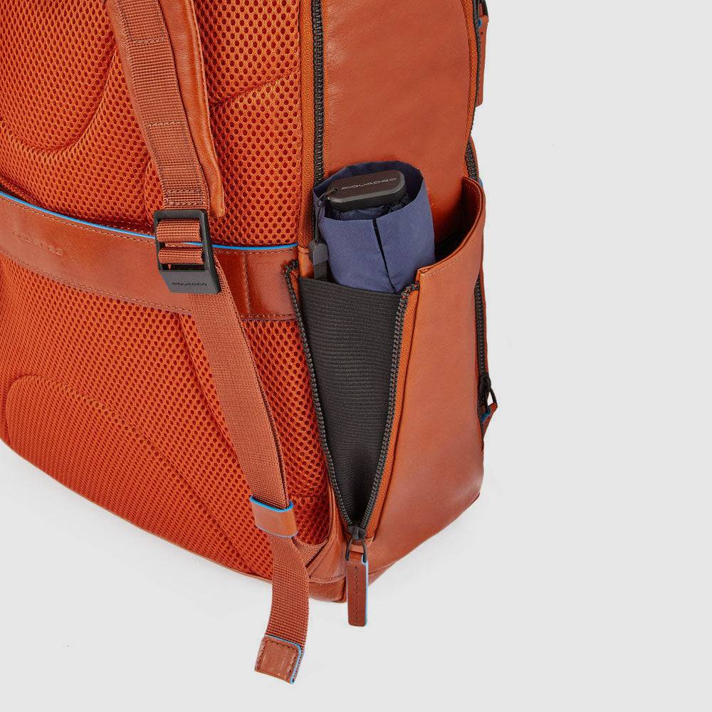 Piquadro Computer backpack with bottle/umbrella pocket Offerta