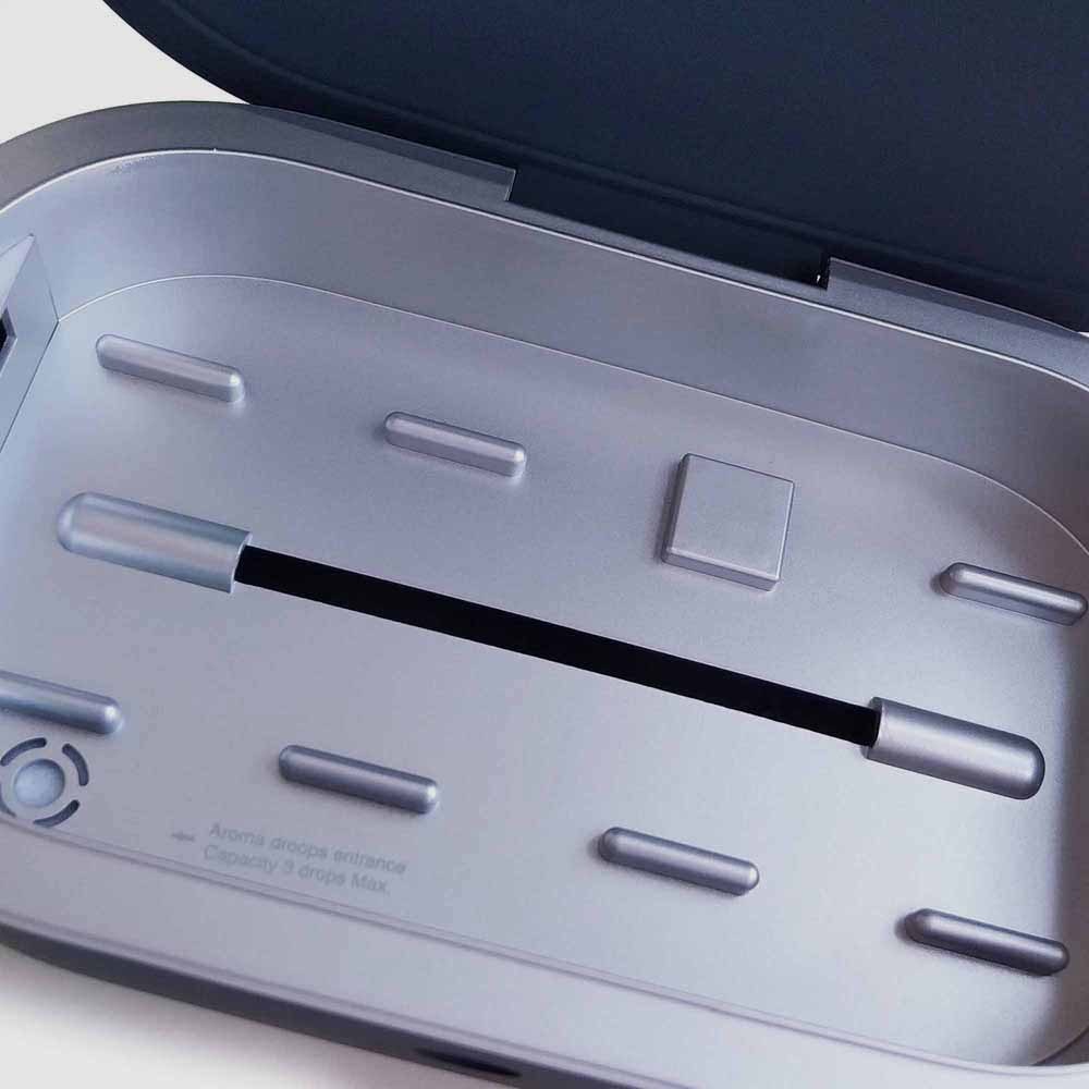 Piquadro UVC sterilizer with wireless charging Nuova