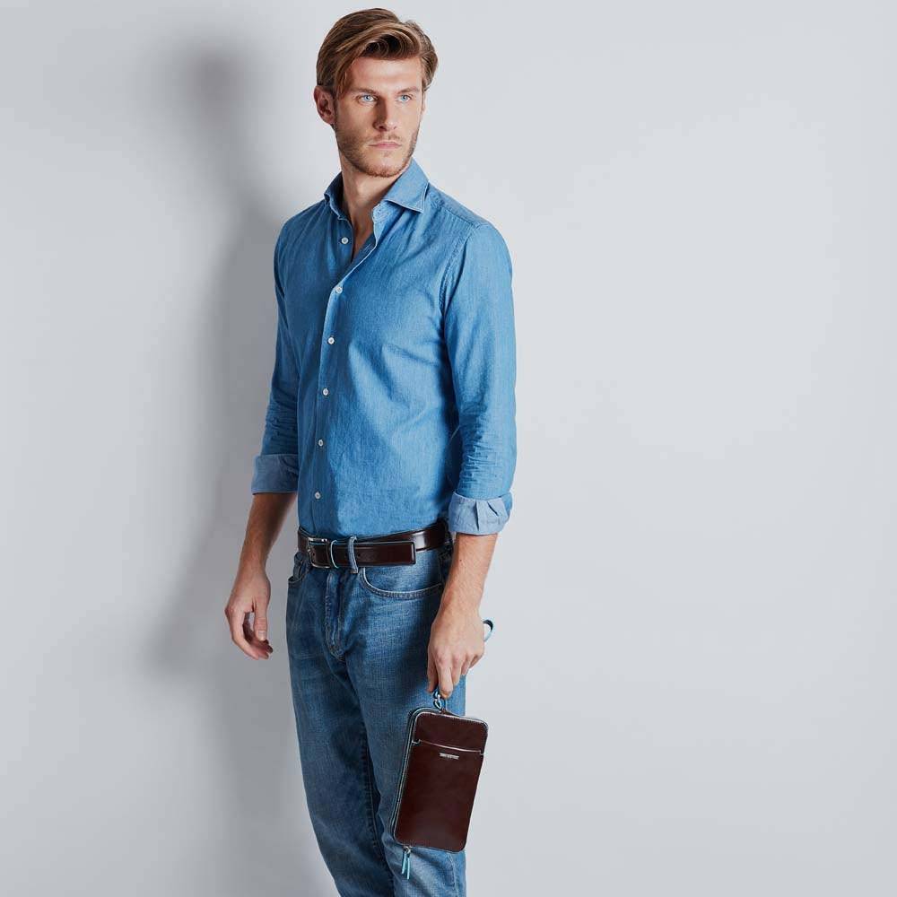 Piquadro Men’s wrist clutch bag with front slip pocket 2025