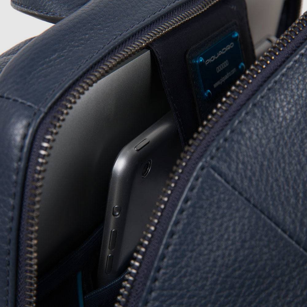 Piquadro Small size computer backpack with iPad® Negozi Online
