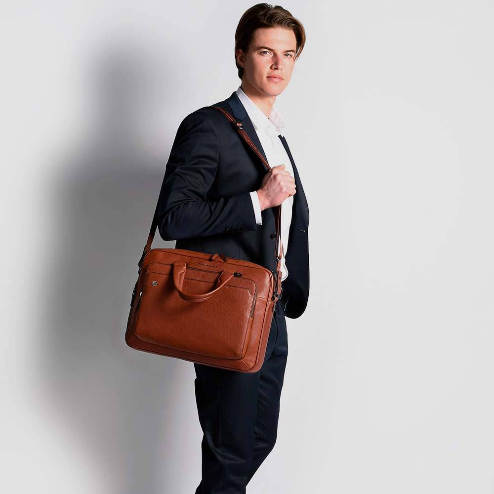 Piquadro Small 10.5"/9.7" laptop and iPad® briefcase Convenienza