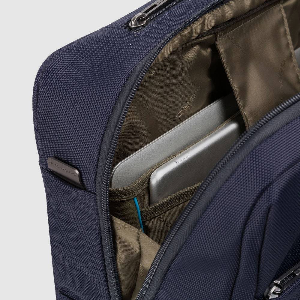 Piquadro Wheeled laptop briefcase 15,6" in recycled fabric Consegna Veloce