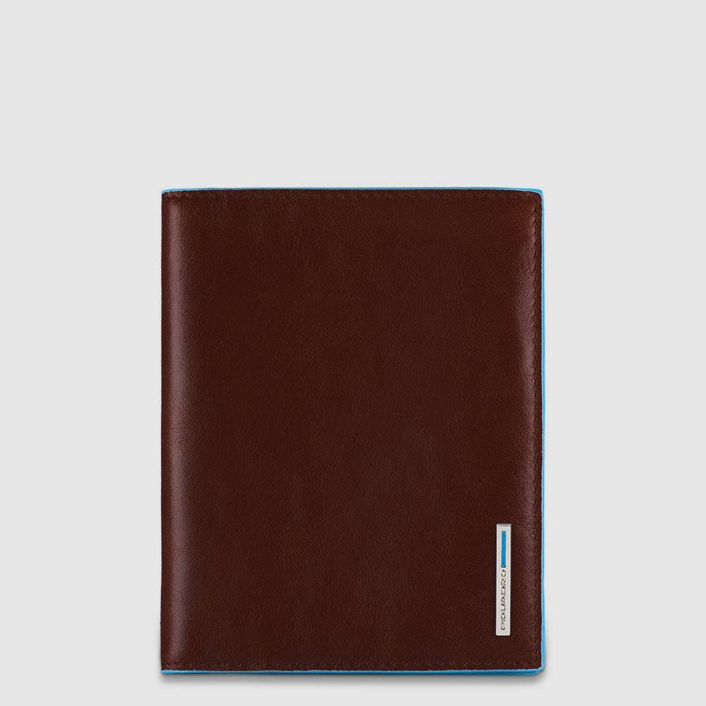 Piquadro Passport holder In Vendita