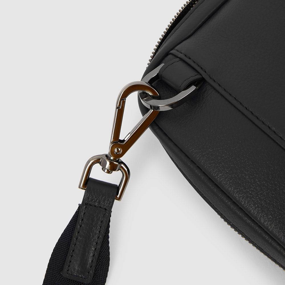 Piquadro Pocket crossbody bag with iPad®mini compartment Pezzi Unici