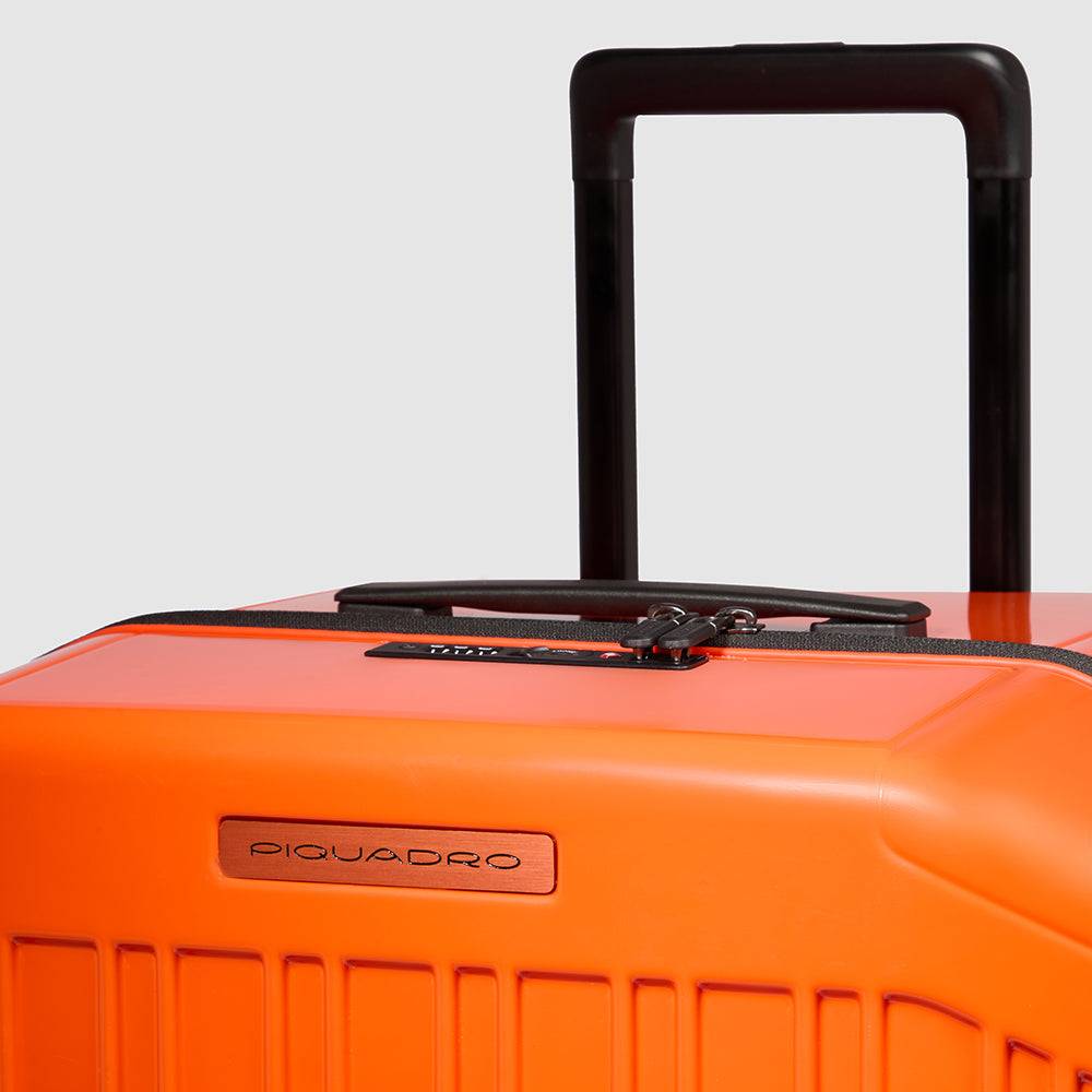 Piquadro Hardside spinner in trunk shape Nuova