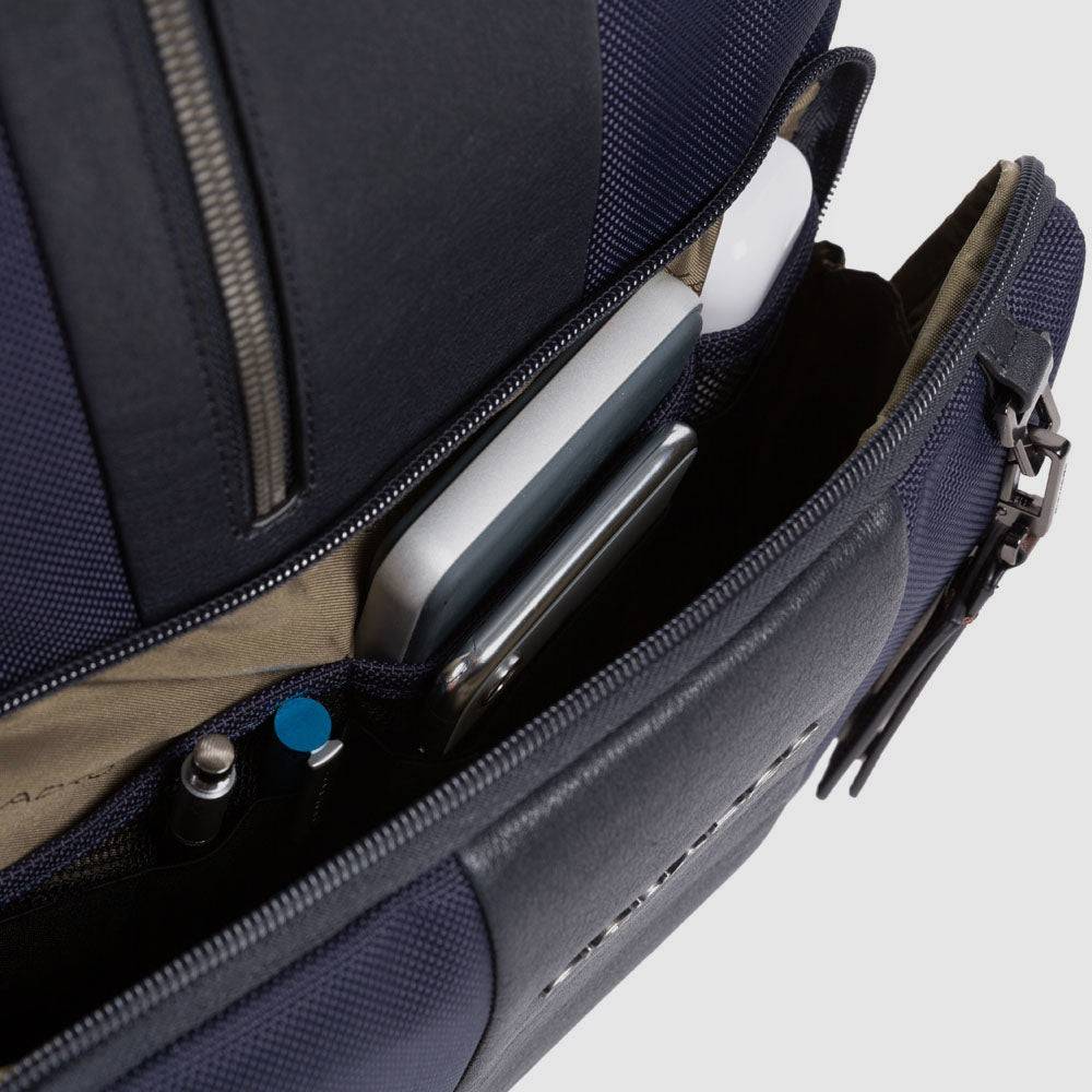 Piquadro PC and iPad backpack in recycled fabric with CONNE Prezzo di fabbrica