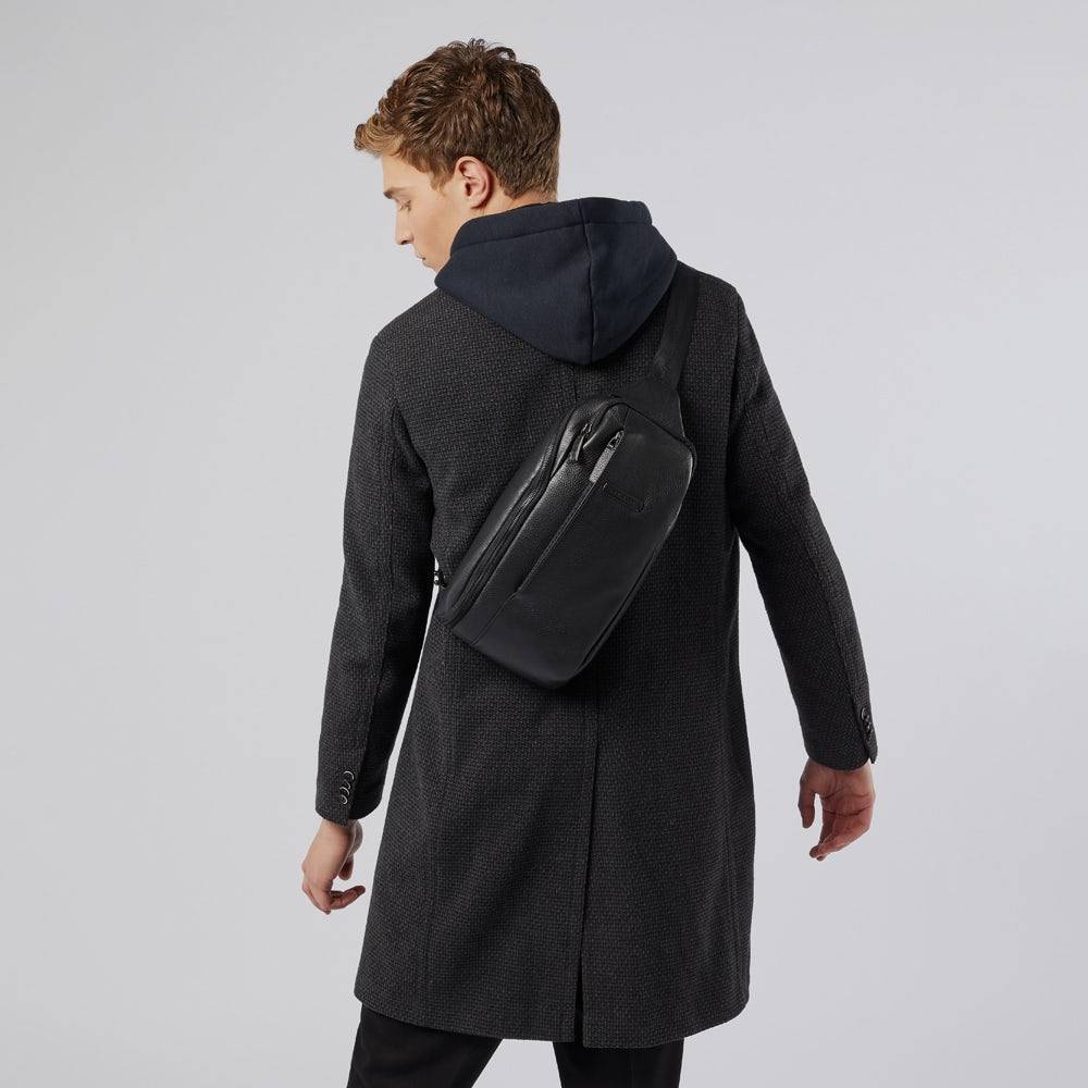 Piquadro Monosling bag with RFID anti-fraud protection Grande vendita