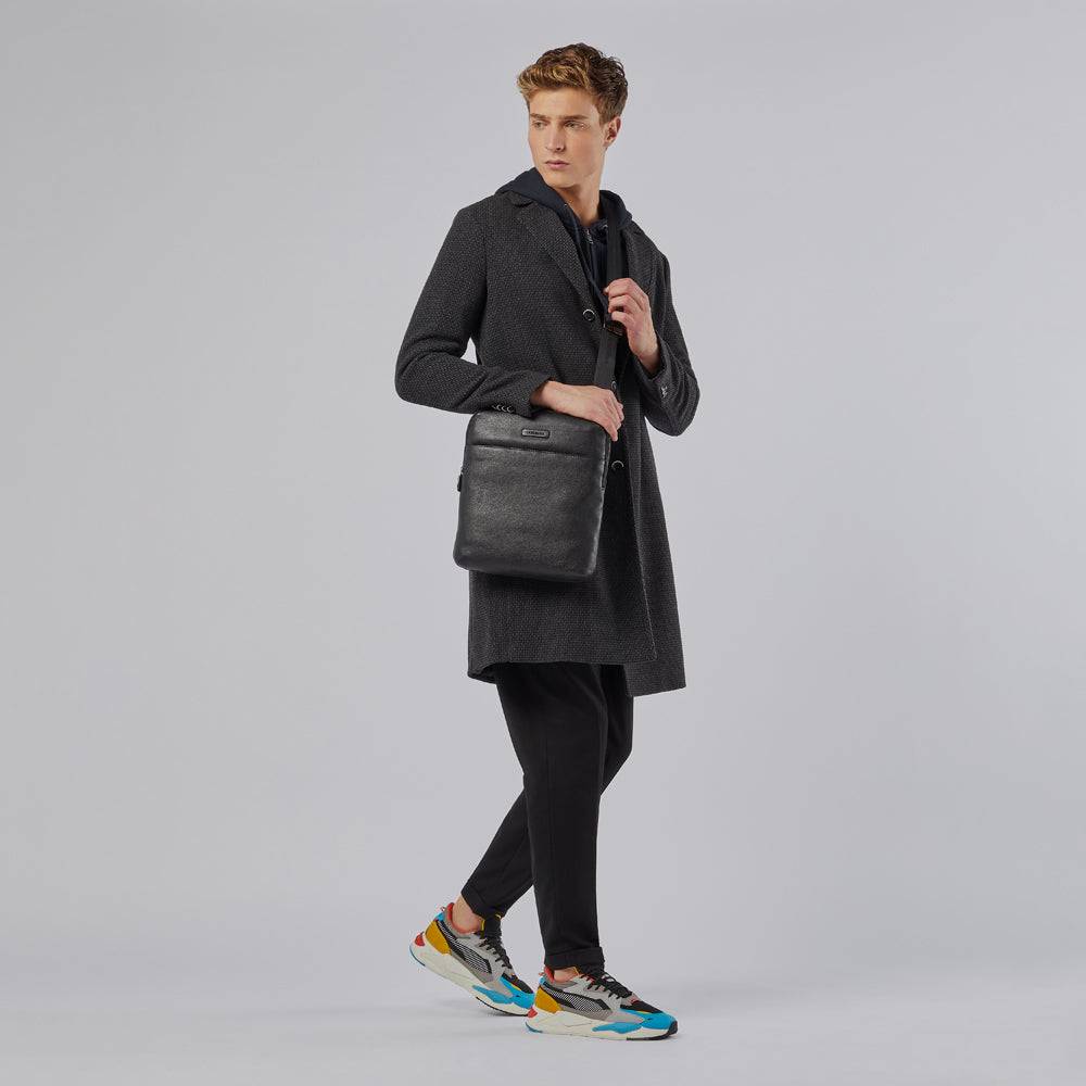 Piquadro Expandable iPad® crossbody bag with front pocket Vendita Calda