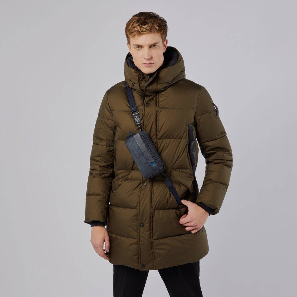 Piquadro Case with three dividers and wrist strap In Saldo