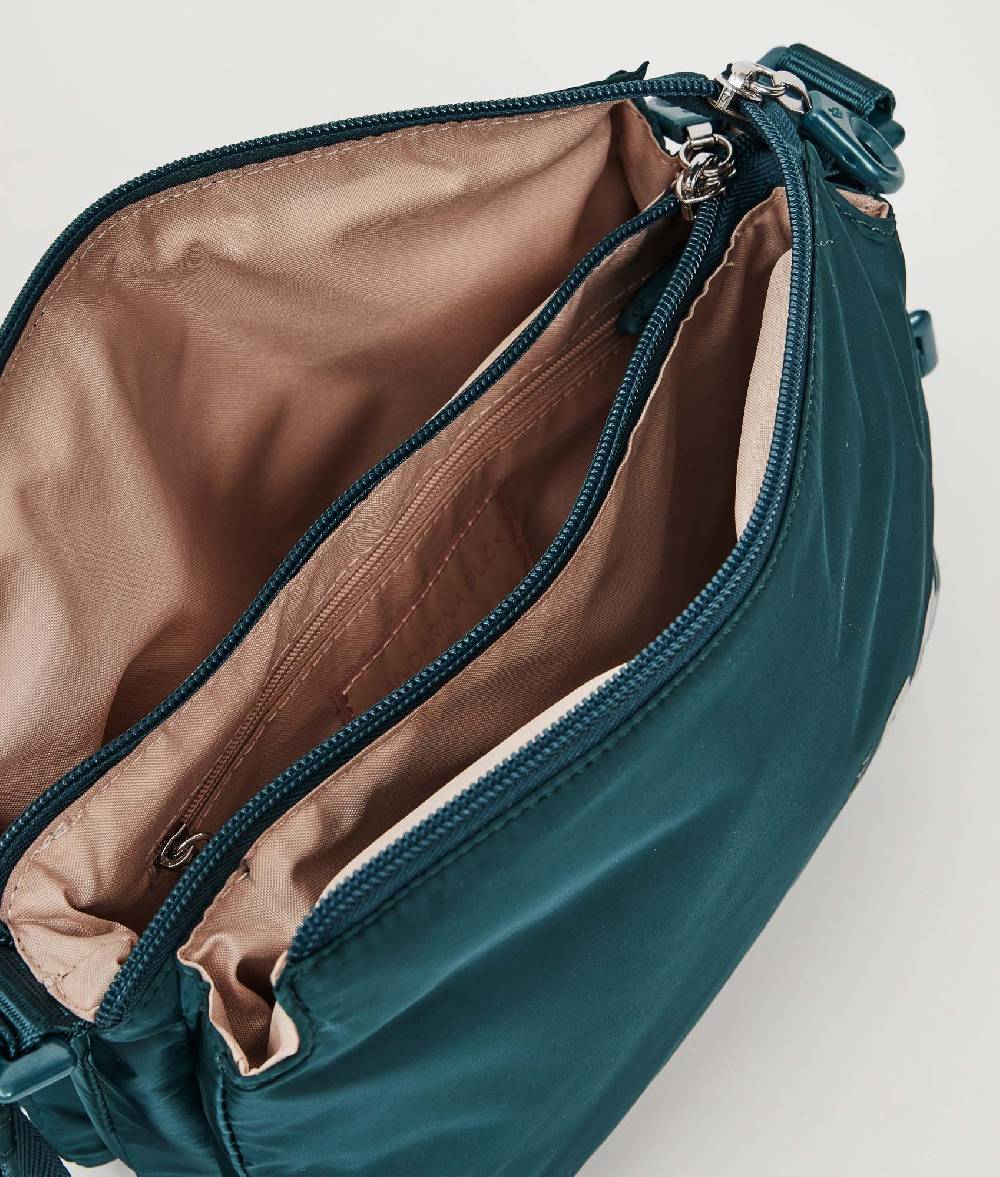 ﻿Mandarina Duck MD20 BALLOON POCHETTE Mandarina Duck Outlet