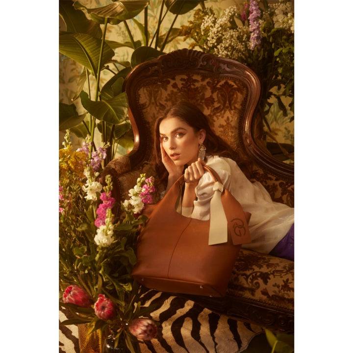 Roberta Gandolfi Maia Tote borsa hobo in pelle martellata Saldi