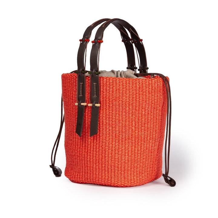 Roberta Gandolfi Fernanda Bucket in rafia con finiture in pelle di vitello con tracolla staccabile Acquista Ora