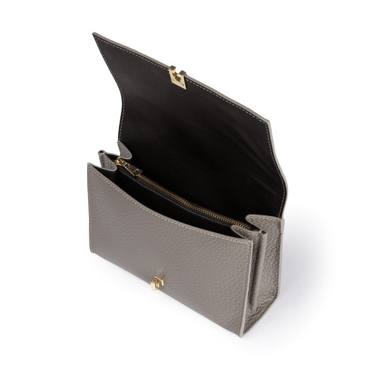 Roberta Gandolfi Elodie compact crossbody borsa in pelle con tramezza interna e tasca esterna con tracolla staccabile e regolabile Vendita