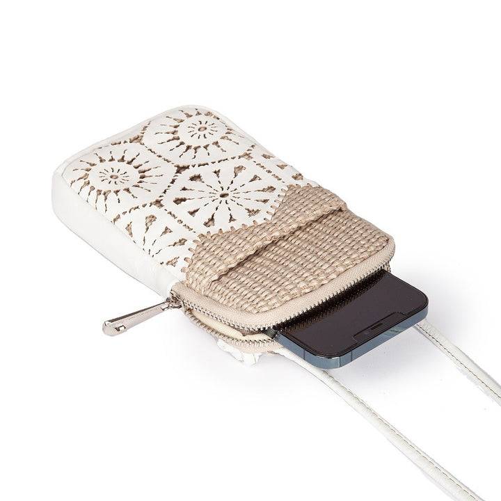 Roberta Gandolfi Giulia phone holder in rafia e pelle il pannello tagliato al laser è interamente cucito a mano con tracolla staccabile Sottocosto