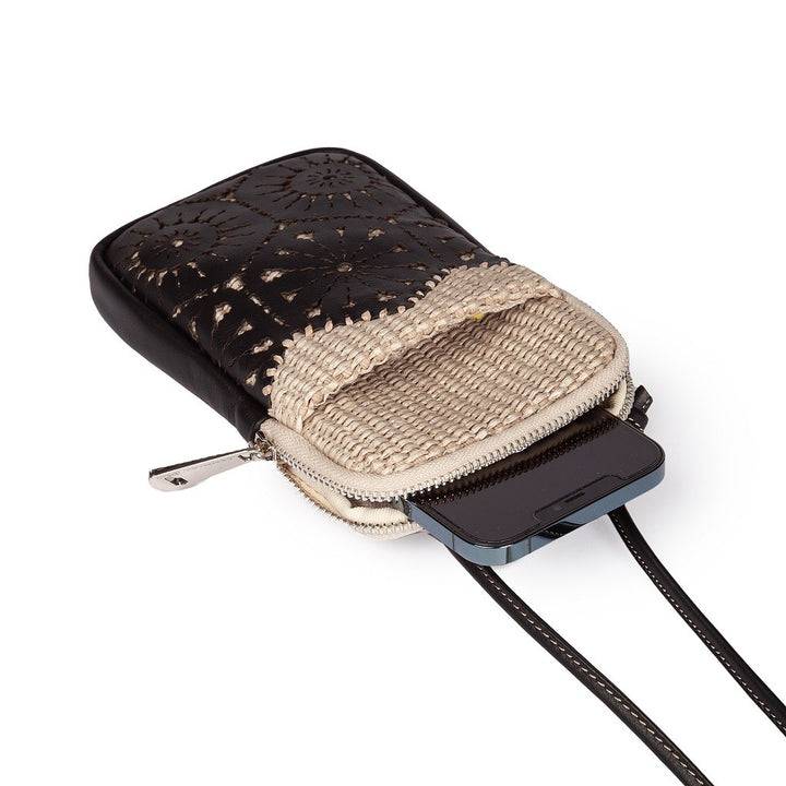 Roberta Gandolfi Giulia phone holder in rafia e pelle il pannello tagliato al laser è interamente cucito a mano con tracolla staccabile Novità