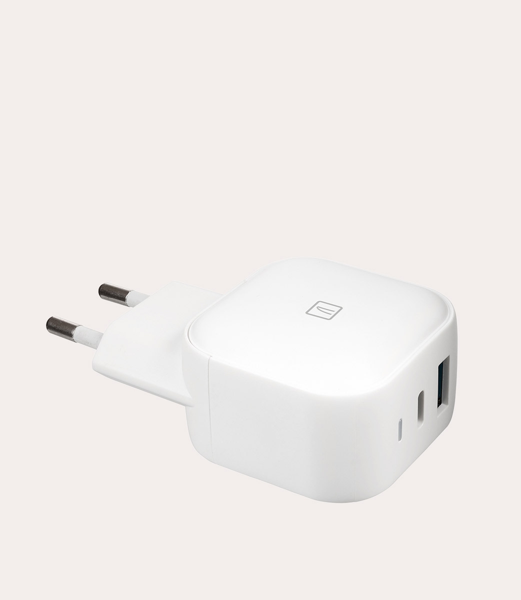 Tucano Doppio caricabatteria da parete USB-A/USB-C GaN da 38W Moda