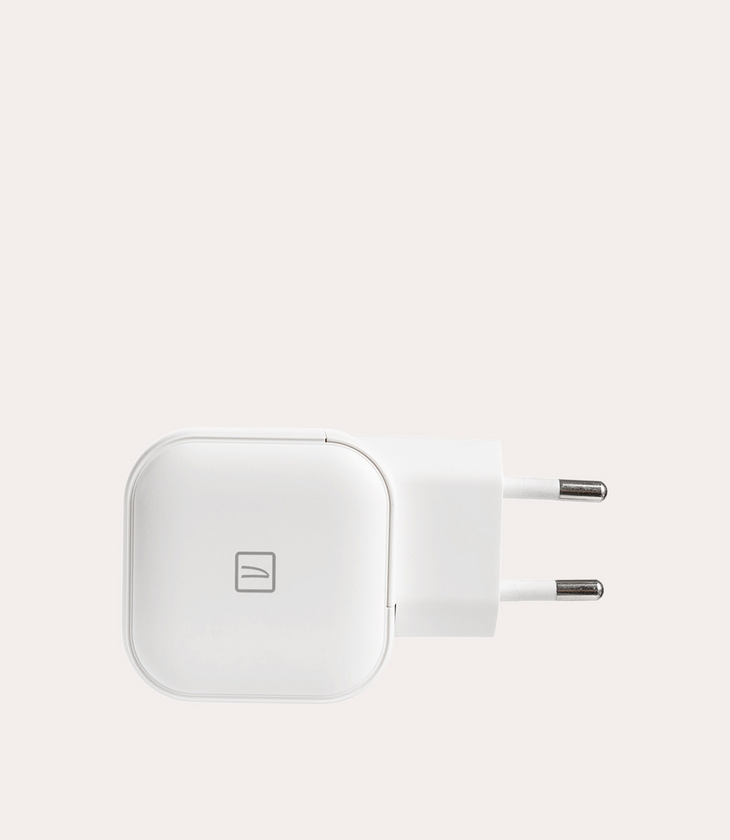 Tucano Doppio caricabatteria da parete USB-A/USB-C GaN da 38W Moda