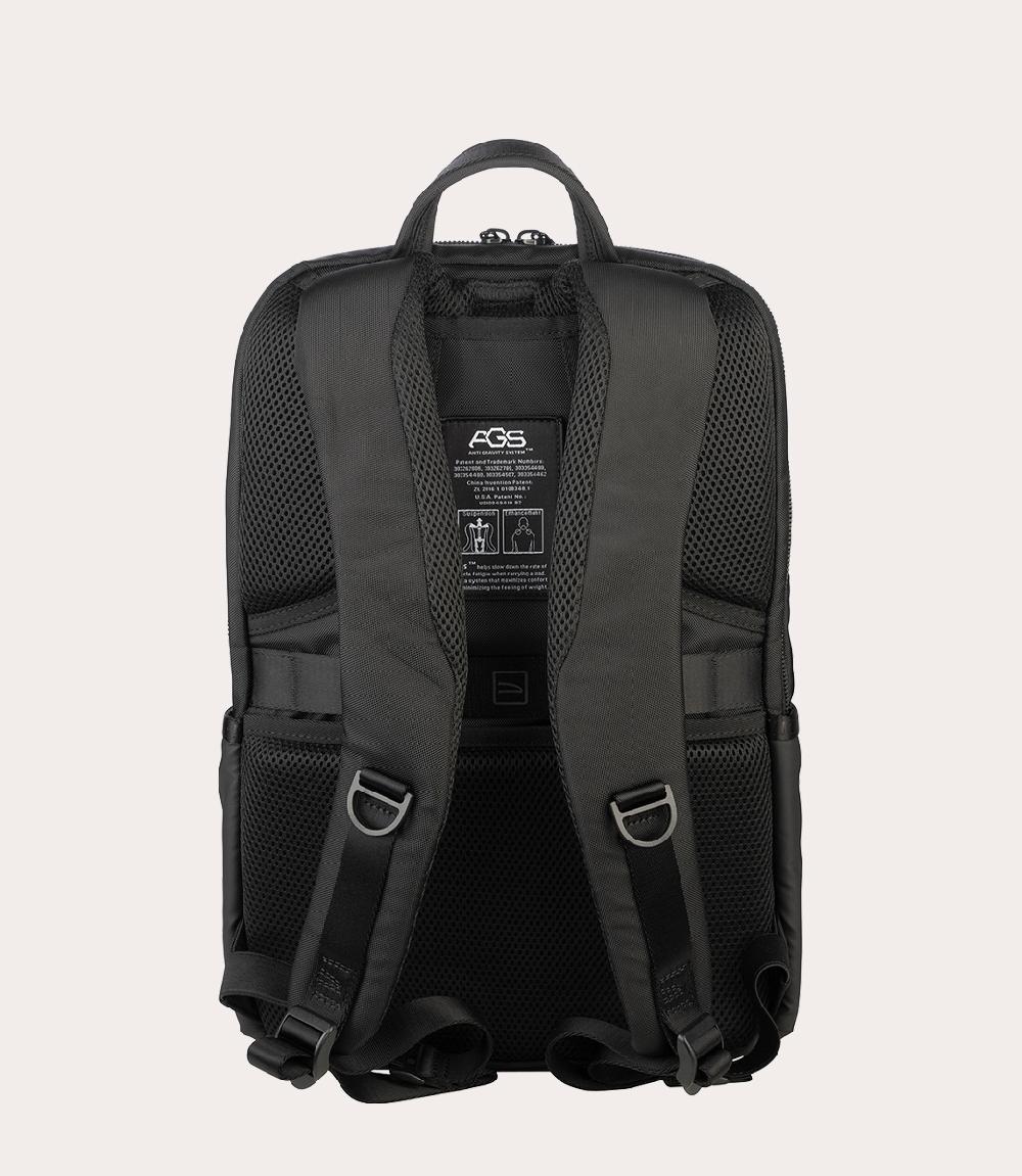 Tucano Zaino con AGS per MacBook Pro 16" e laptop 15.6" Solo un giorno rimasto