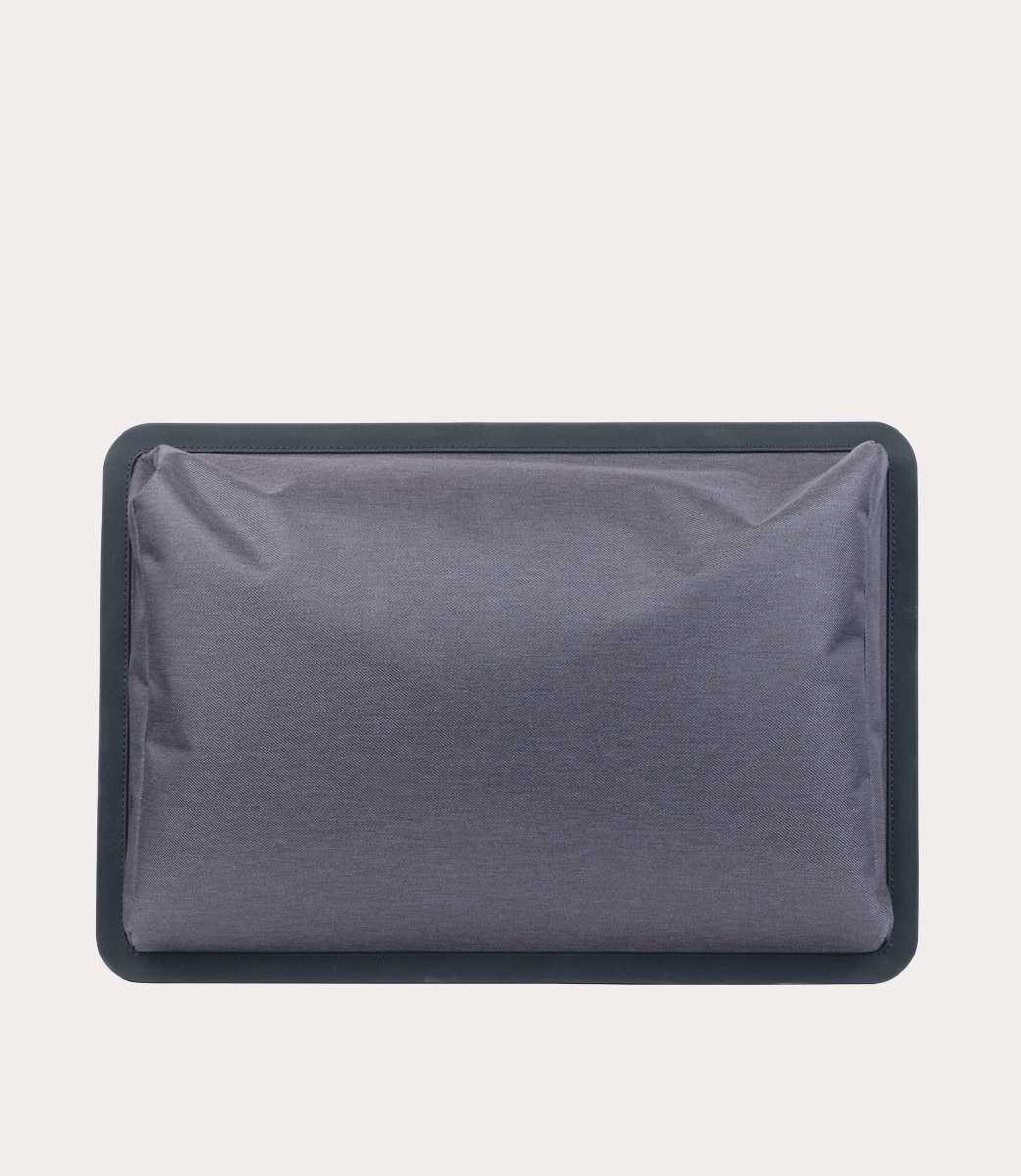 Tucano Cuscino per laptop con base antiscivolo misura small Vendita Calda