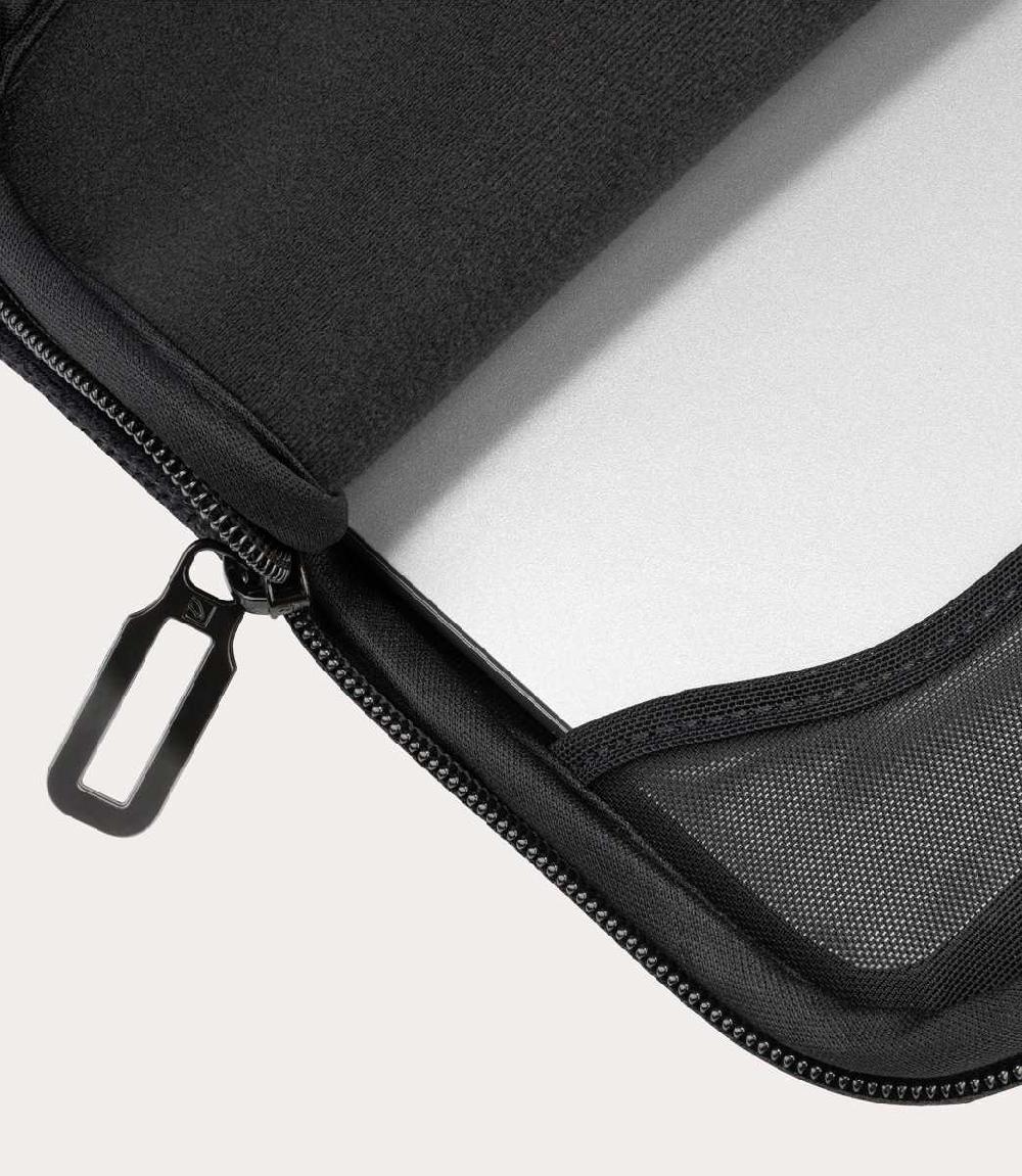 Tucano Second Skin per MacBook Pro 14" Saldi