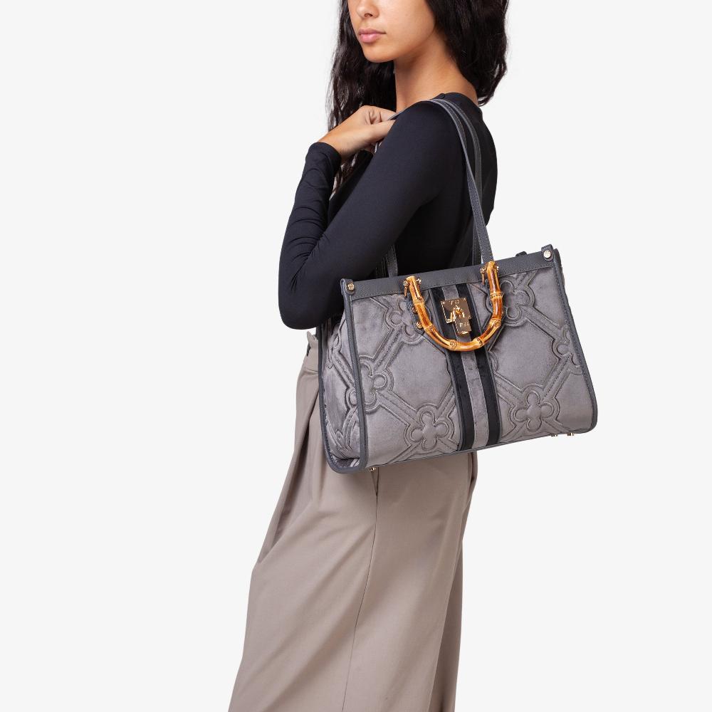 V73 Shopping DANA Consegna Veloce