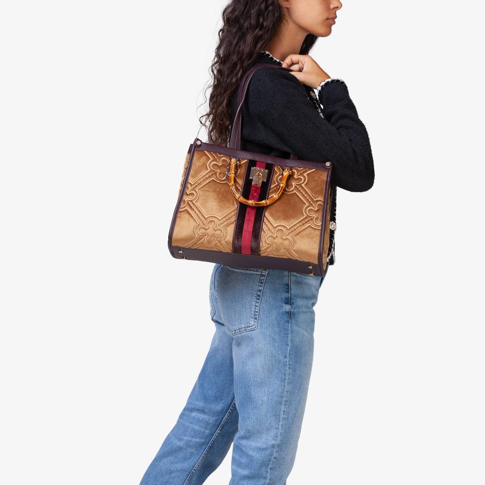 V73 Shopping DANA Fino Al -60%