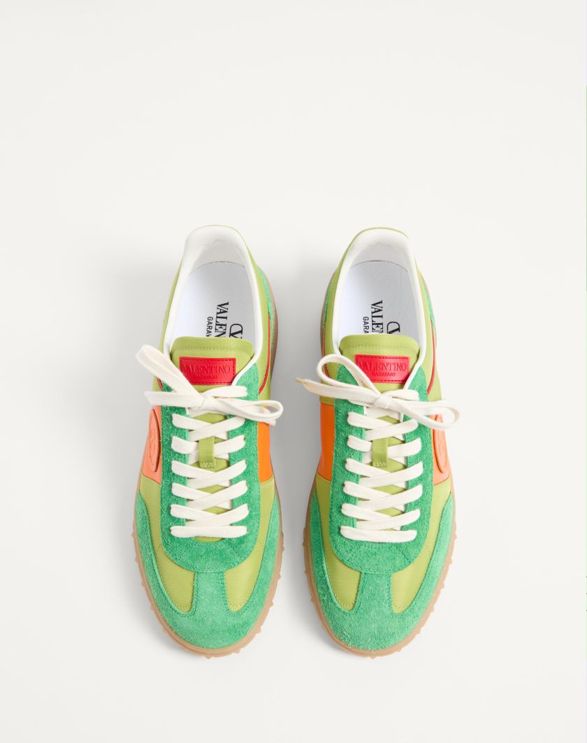 Valentino Handbags Sneaker Low Top Upvillage In Crosta E Nylon per Uomo in Green Briar/chartreuse/pumpkin/corallo | Valentino IT Offerta