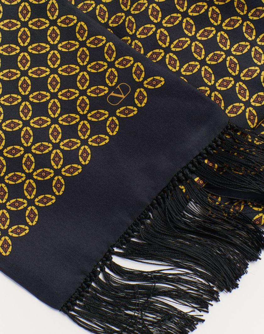 Valentino Handbags Scarf Bandeaux Chamber In Seta Con Frange per Uomo in Nero/giallo/arancione | Valentino IT Economico