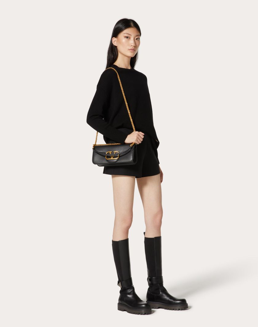Valentino Handbags Borsa A Spalla Valentino Garavani Locò In Vitello per Donna in Nero | Valentino IT Moda