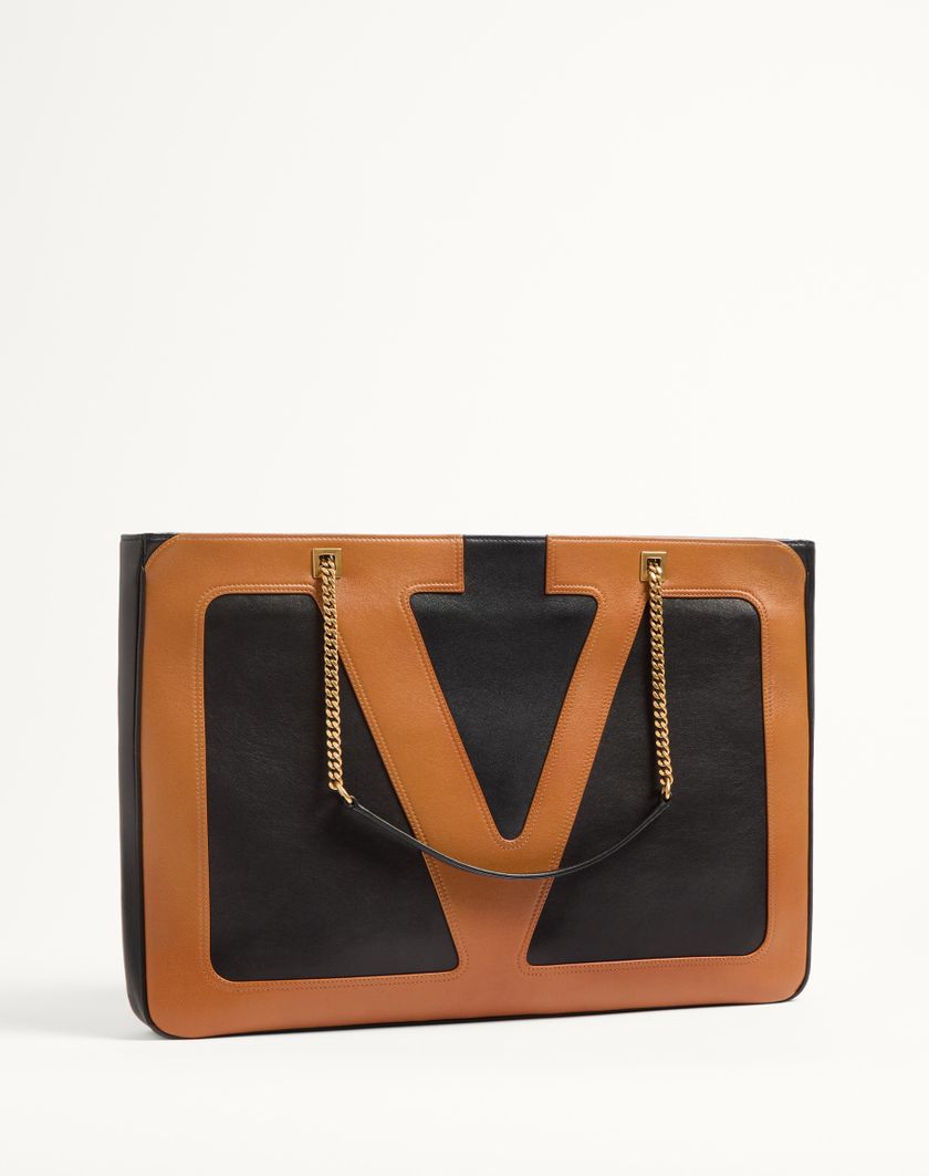Valentino Handbags Borsa Shopping Grande Valentino Garavani Viva Superstar In Nappa per Uomo in Nero/spezia | Valentino IT Negozio
