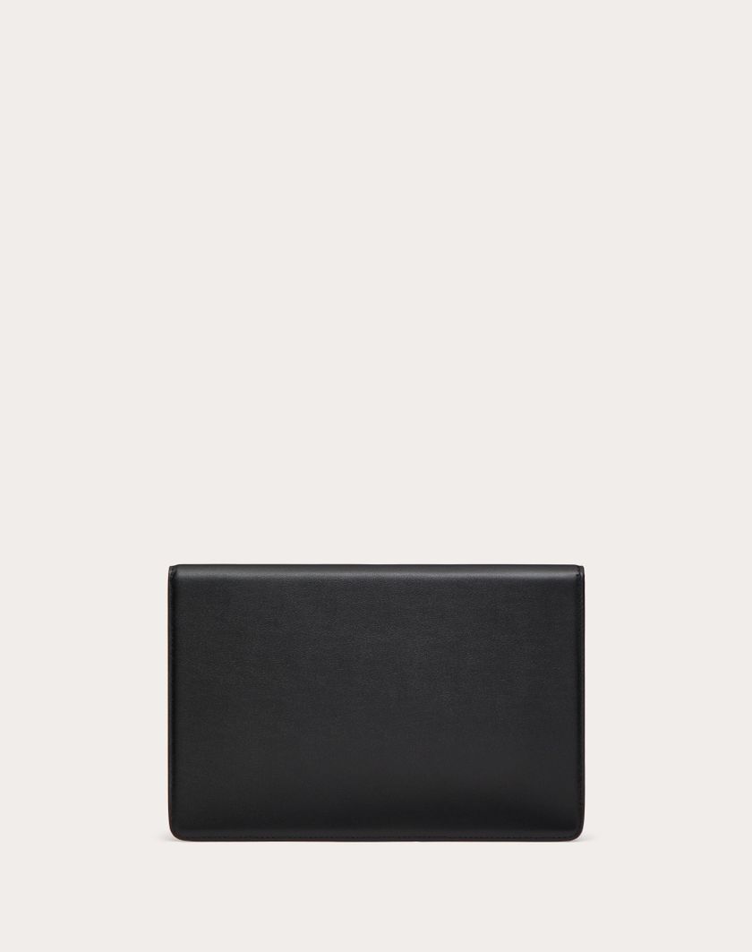 Valentino Handbags Pochette Valentino Garavani Locò In Vitello per Donna in Nero | Valentino IT Negozio