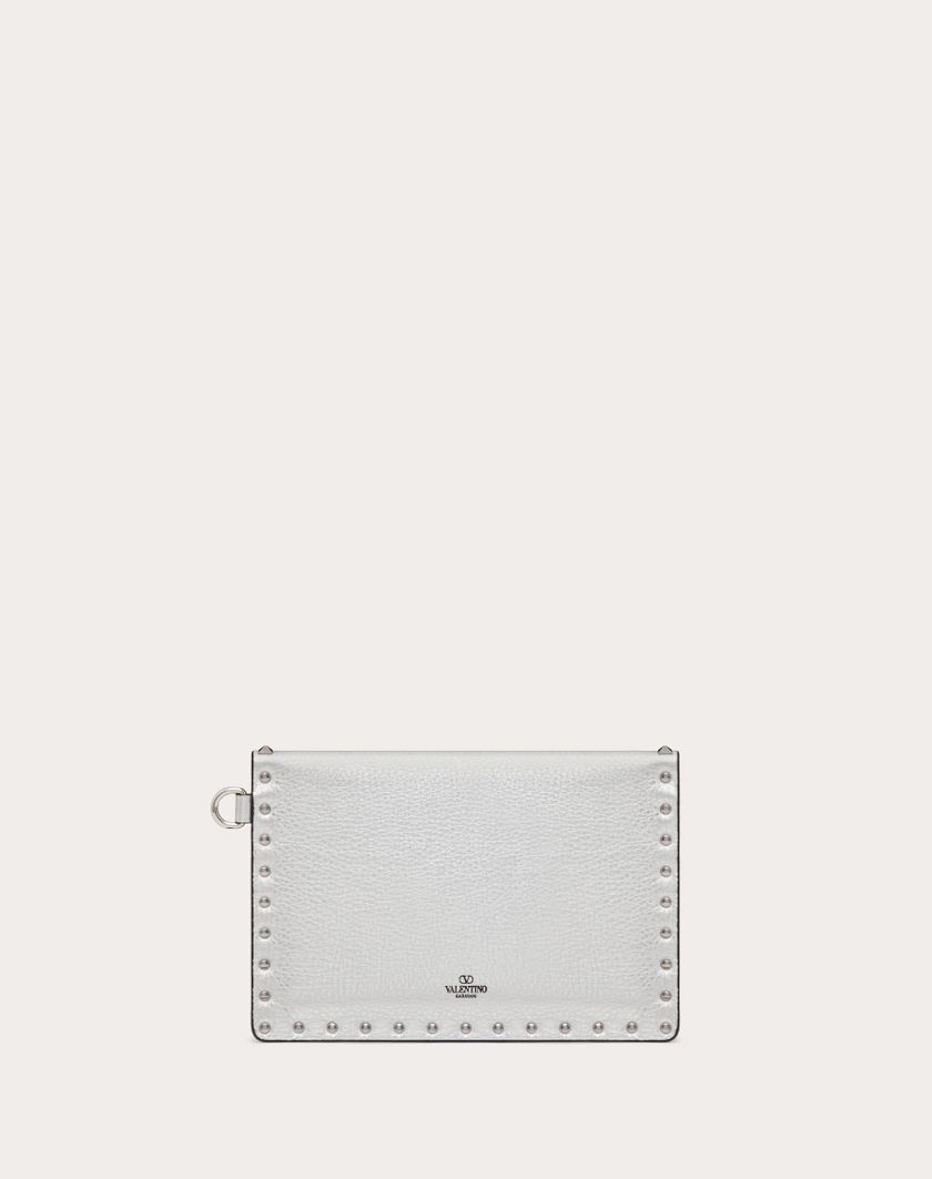 Valentino Handbags Pochette Rockstud In Vitello Granato Metallizzato per Donna in Argento | Valentino IT Offerta speciale