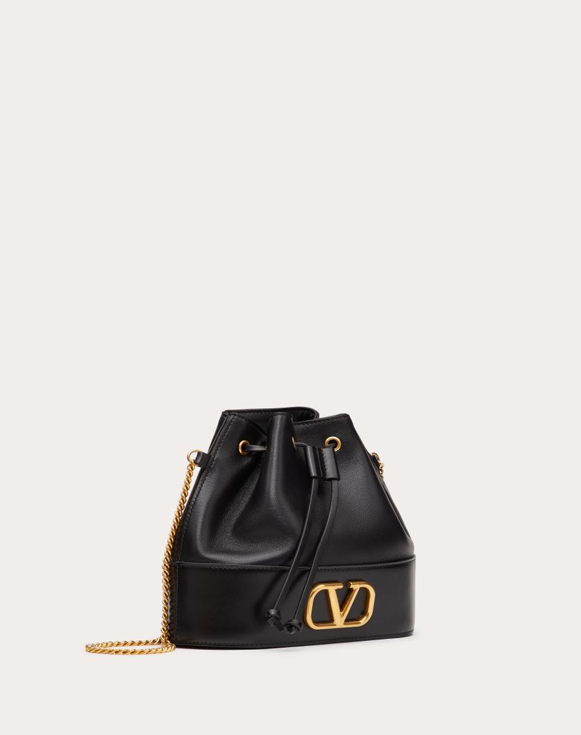 Valentino Handbags Mini Secchiello Con Catena Vlogo Signature In Nappa per Donna in Light Ivory | Valentino IT Negozi Online