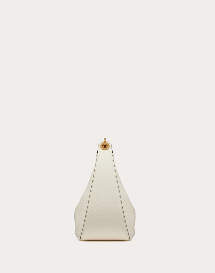 Valentino Handbags Hobo Piccola Vlogo Moon Bag In Vitello Granato Con Catena per Donna in Cappuccino | Valentino IT Shopping Online